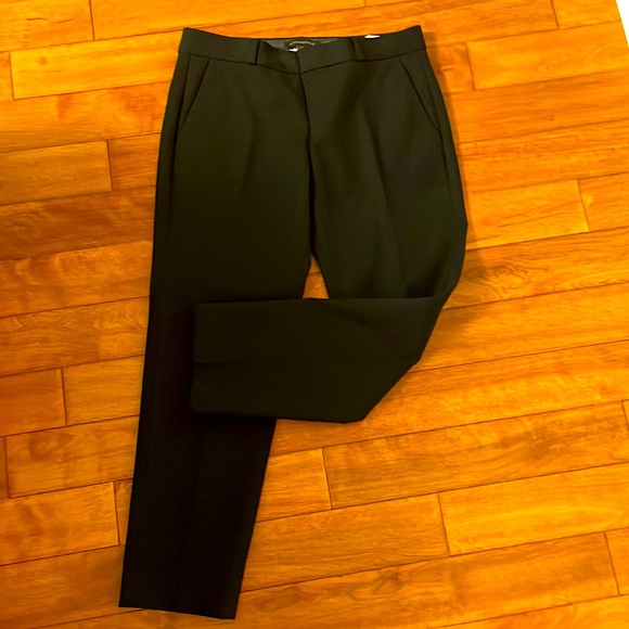 Banana Republic size 6 black work pants. Excellent condition. - Picture 2 of 3